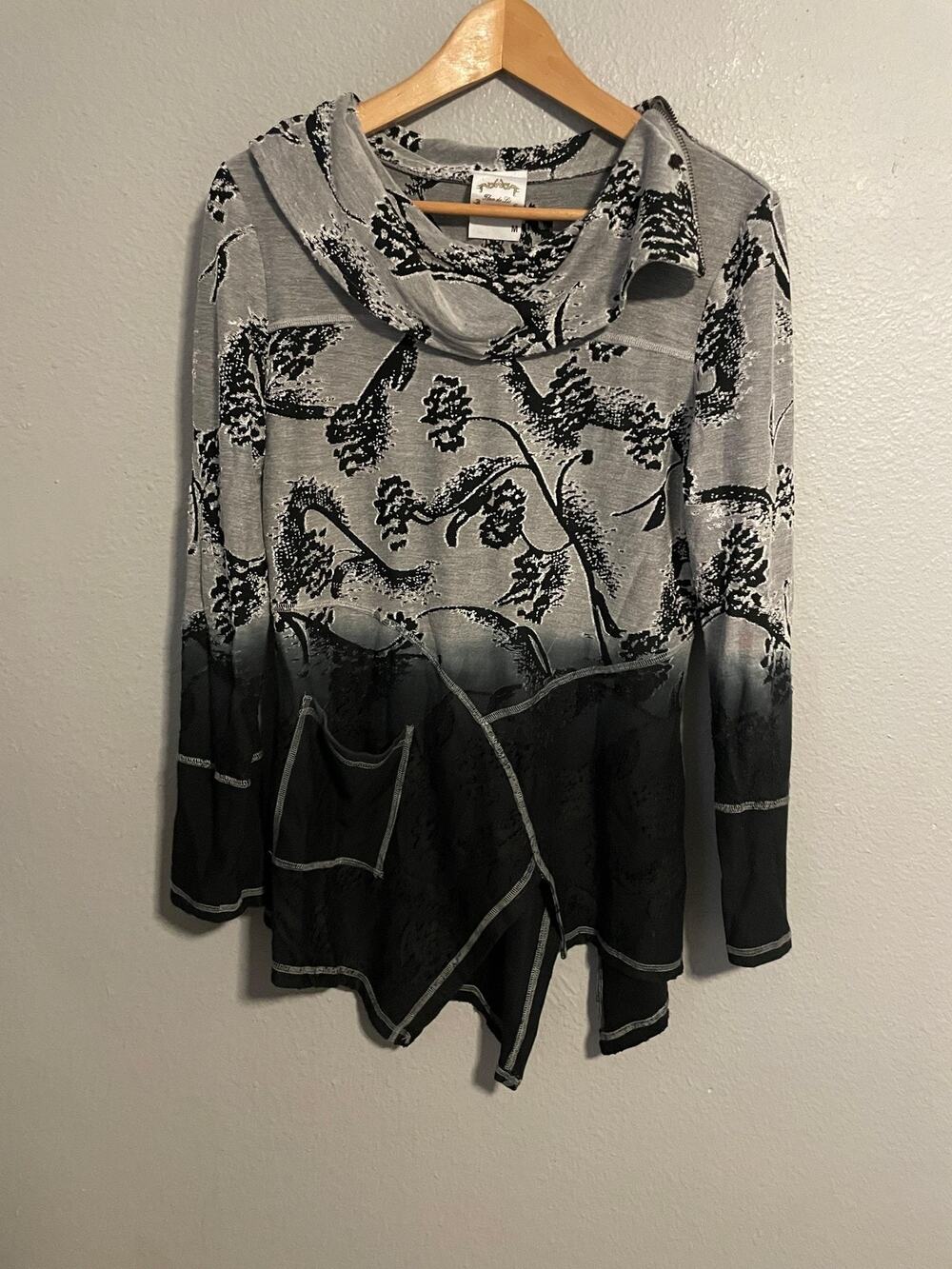 Womens Tunic Top Medium Gray Floral Cowl Neck Asymmetric Hem Boho Artsy Fairy